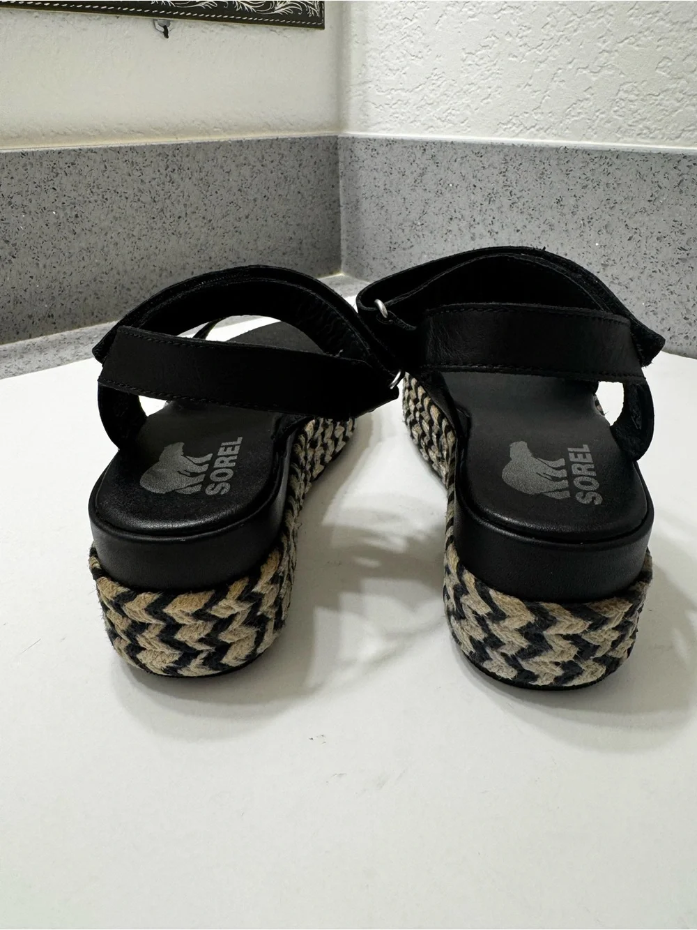Sorel Cameron Flatform Black Leather Espadrille Sandal Sz 7